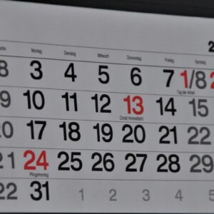 Photo Stockbroker Exam Scheduling Timeline